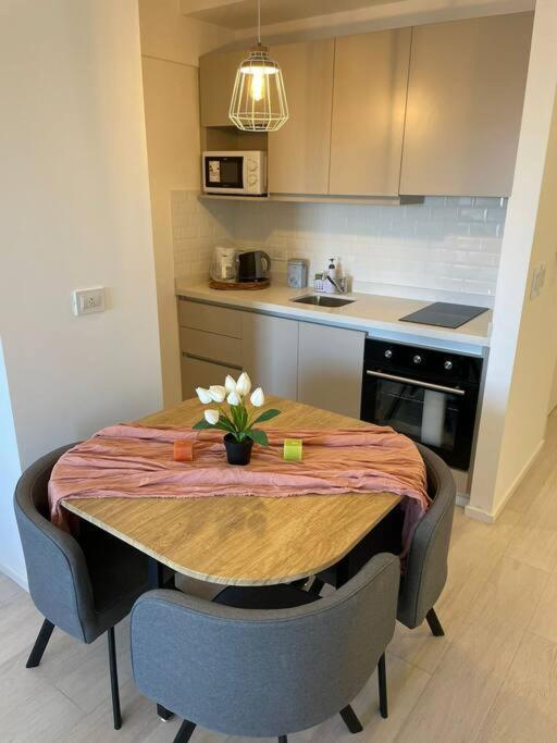 Hermoso Studio, Piso Alto Con Amenities V.urquiza * Buenos Aires